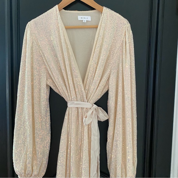 Wrap Sequin Mini Holiday Party Dress size Medium - Picture 3 of 6